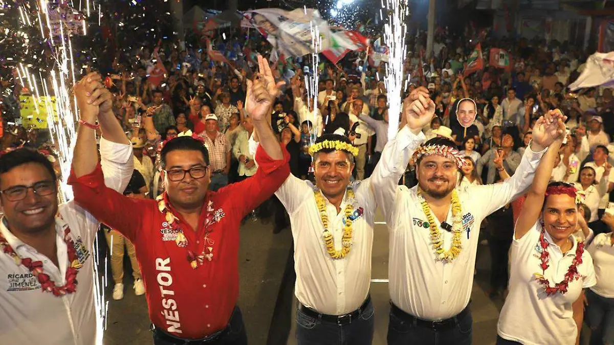 El candidato a la gubernatura por la alianza electoral Mejor Rumbo para Puebla, Eduardo Rivera Pérez